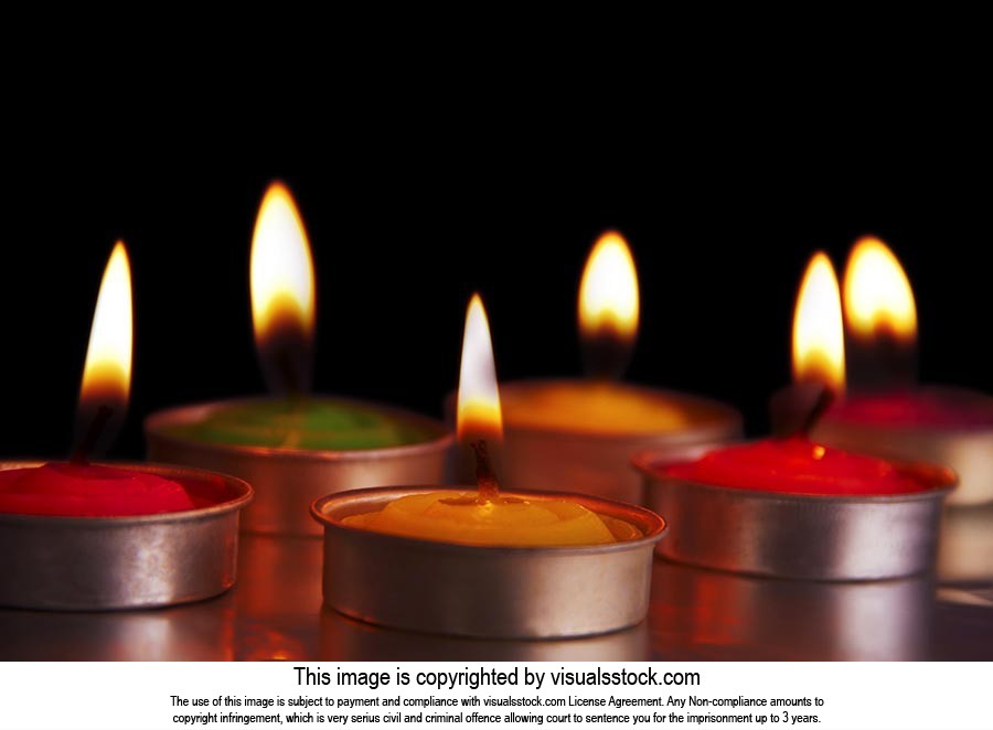 Abundance ; Arranging ; Black background ; Burning