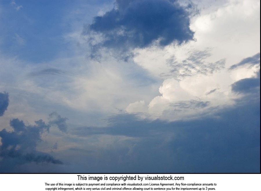 Beauty In Nature ; Cloud ; Color Image ; Cumulus C