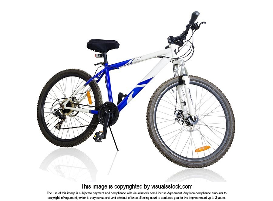 Bicycle ; Close-Up ; Color Image ; Copyspace ; Cre