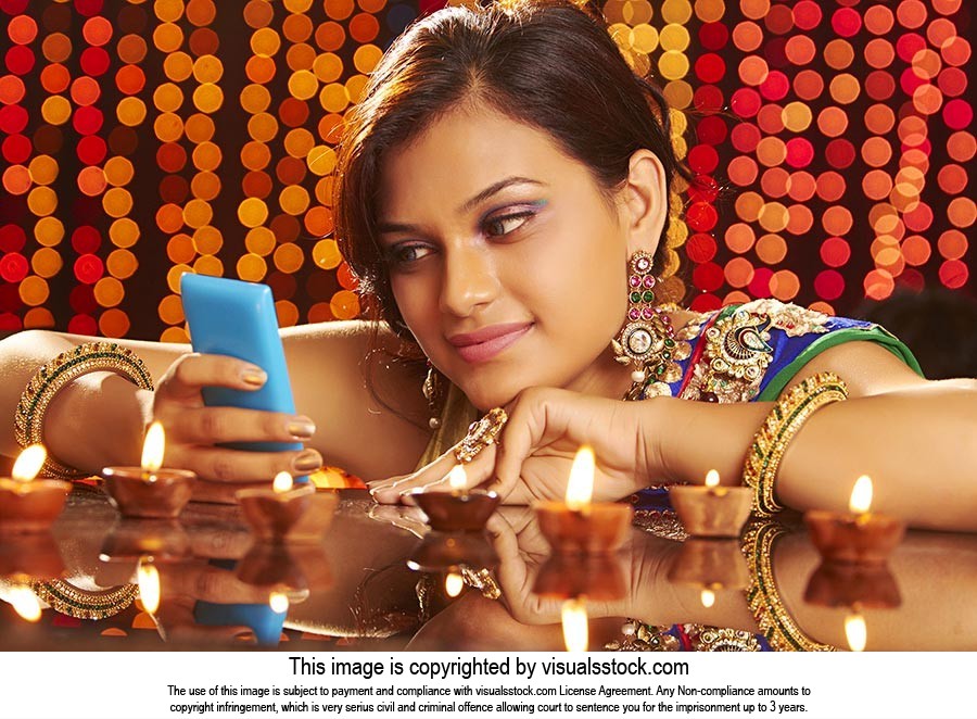 Woman Diwali Festaval Message Cellphone