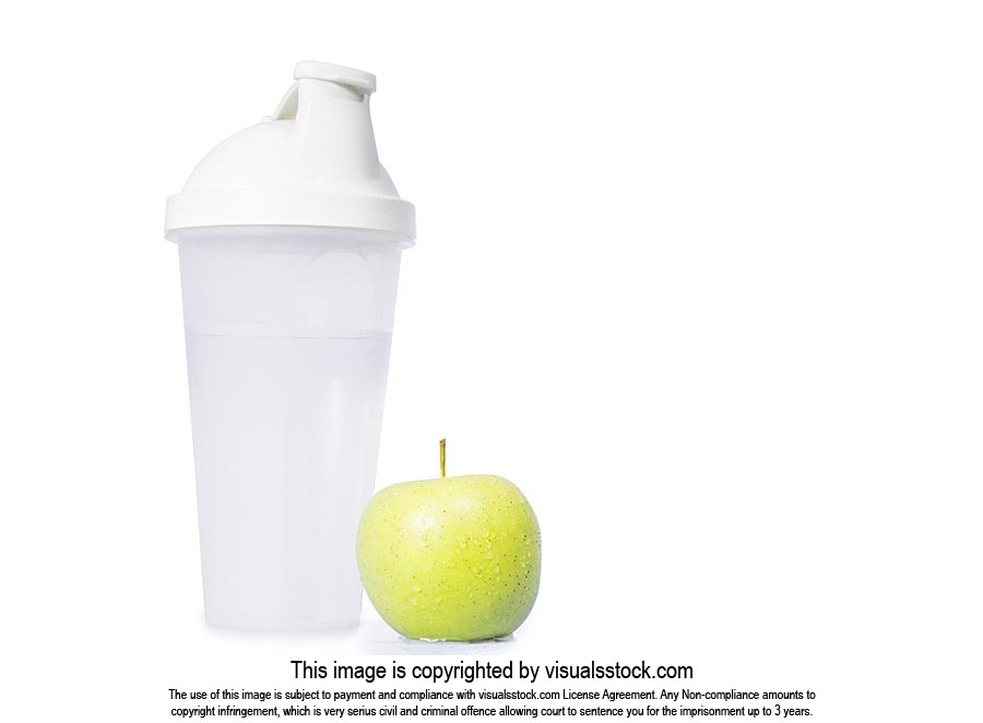 Apple ; Arranging ; Bottle ; Close-Up ; Color Imag