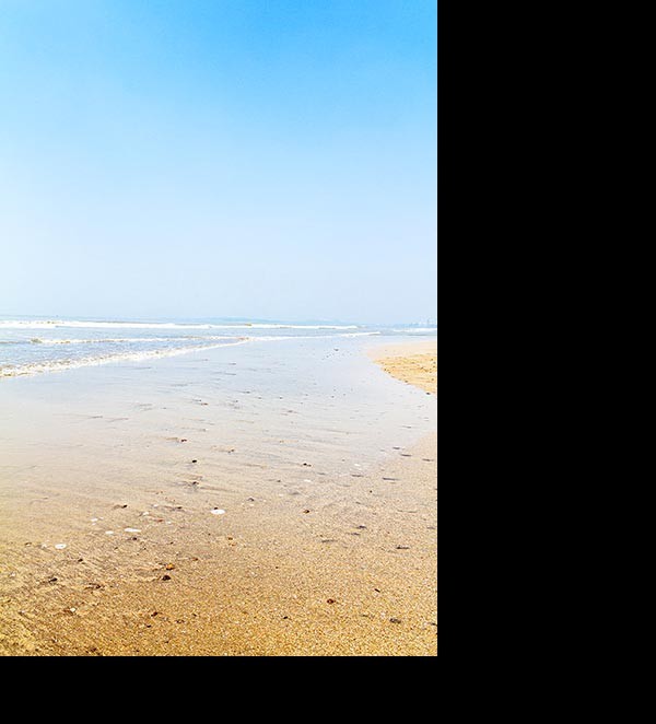 Absence ; Beach ; Blue Sky ; Color Image ; Creativ