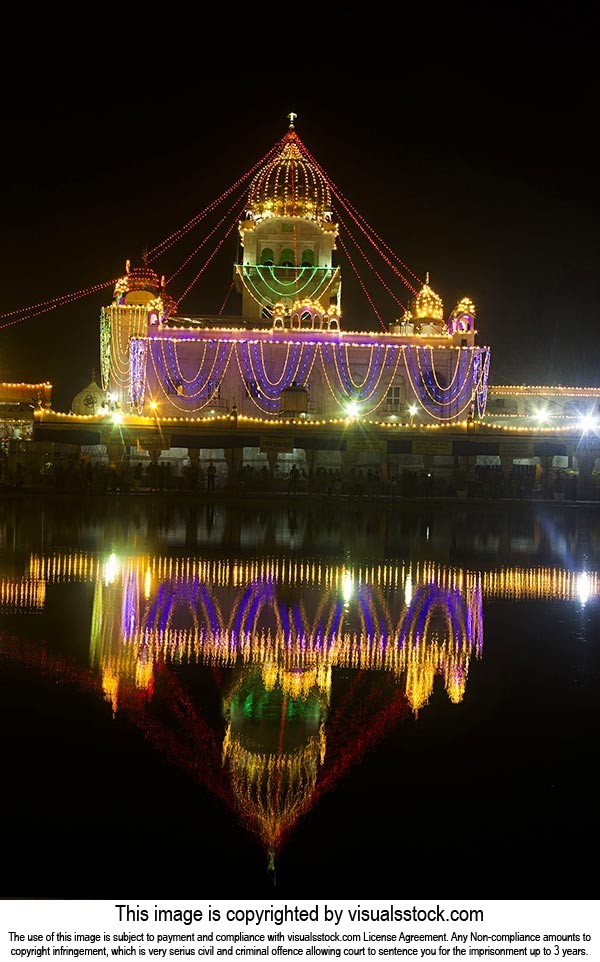 Architecture ; Bangla Sahib ; Buildings ; Celebrat