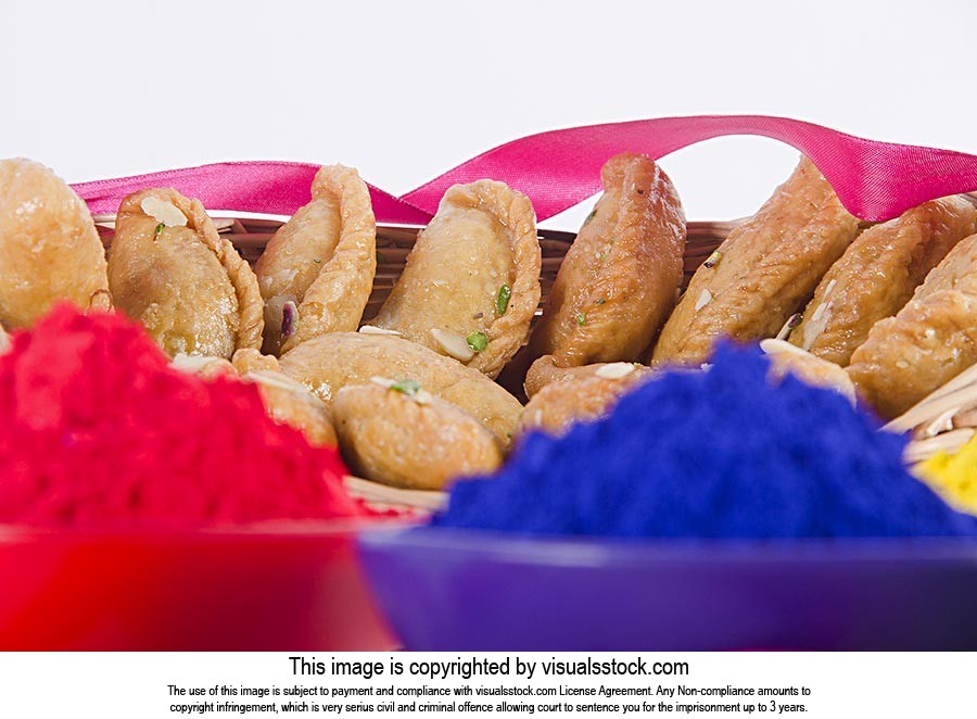 Abundance ; Arranging ; Basket ; Blue ; Bowl ; Cel