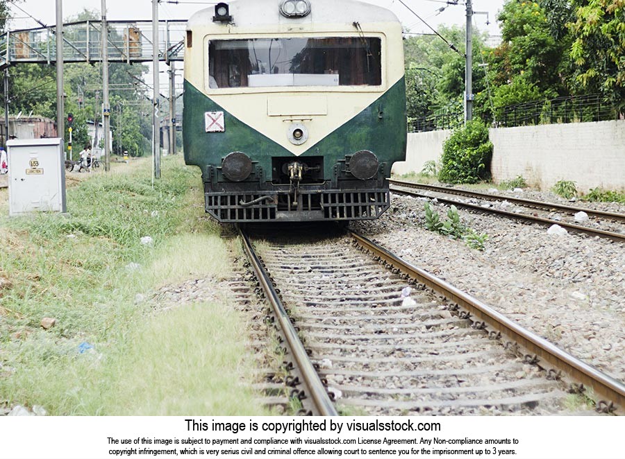 Absence ; Color Image ; Day ; Delhi ; Electricity 