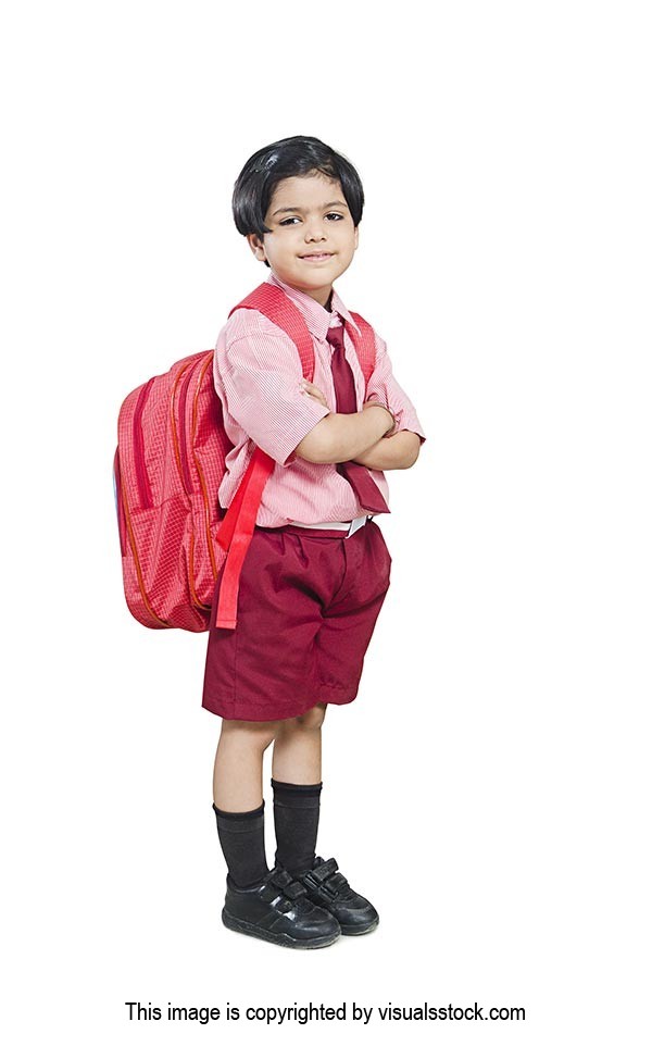 indian school children with bags