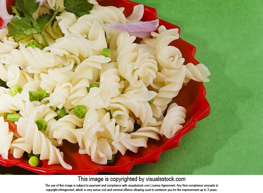 Bowl ; Close-Up ; Color Image ; Colored Background