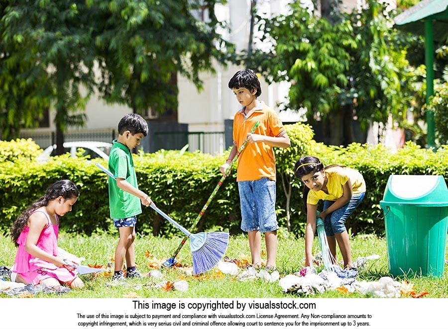 children cleaning pictures