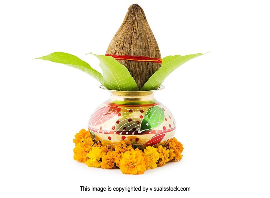 Aarti ; Arranging ; Celebrations ; Ceremony ; Clos