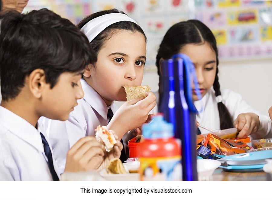 3-5 People ; Bottle ; Boys ; Bread ; Chapatti ; Cl