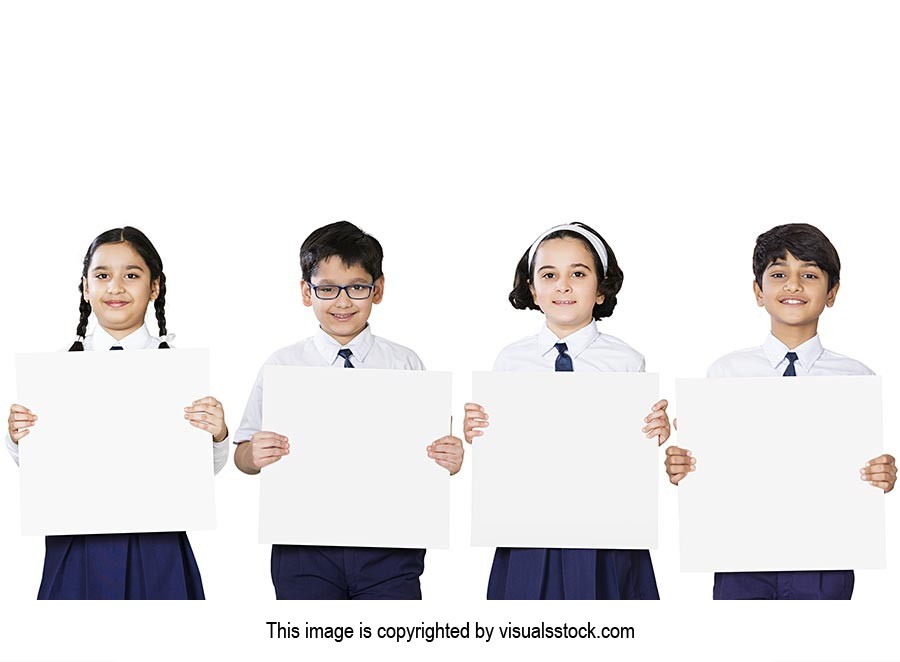 3-5 People ; Boys ; Classmate ; Color Image ; Comm