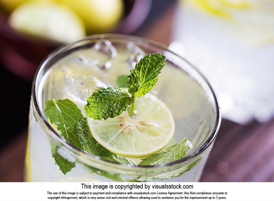 Beverage ; Close-Up ; Color Image ; Creative Ideas