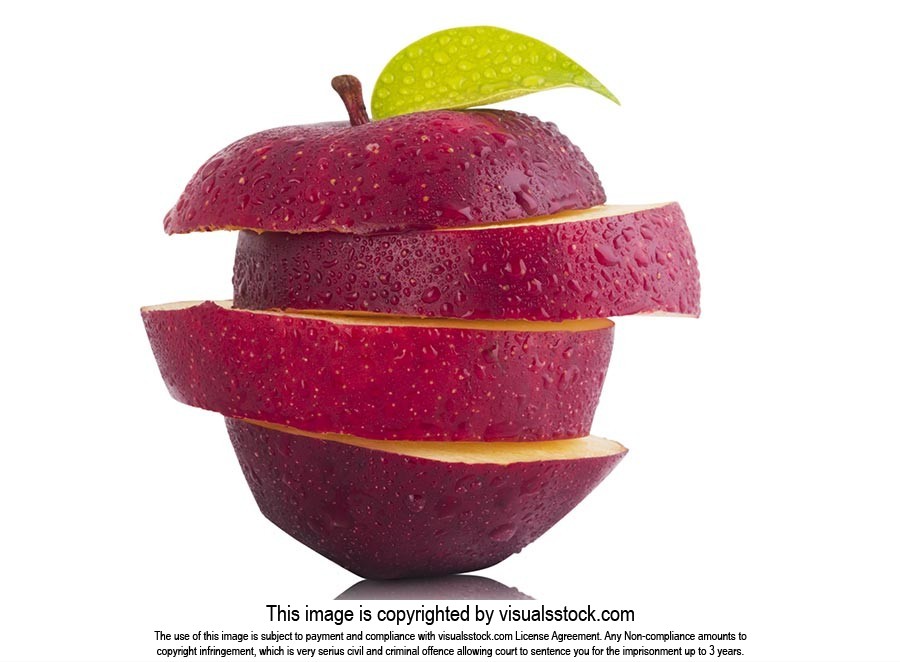 Apple ; Balance ; Close-Up ; Color Image ; Cutting