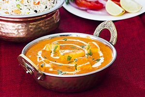 Arranging ; Bowl ; Cheese ; Close-Up ; Color Image